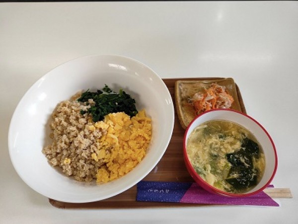 三色丼と紅白なます・かき玉汁作りサムネイル